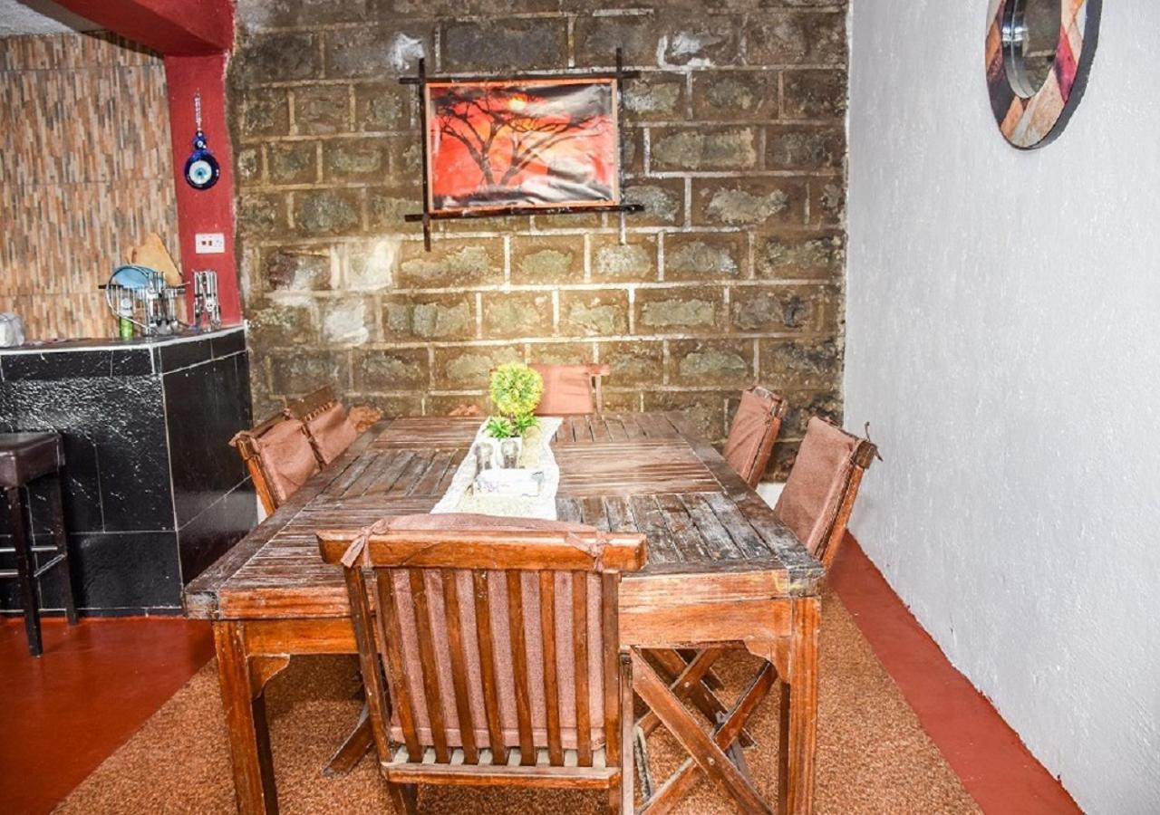 Villa Ole Munyak-4 Bed House On The Hill à Naivasha Extérieur photo